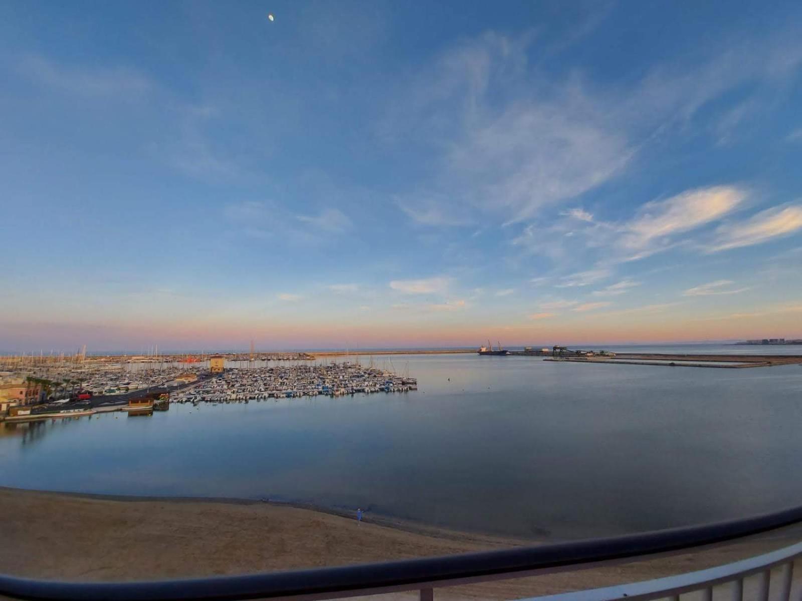 Marina Breeze Apartman Torrevieja Kültér fotó